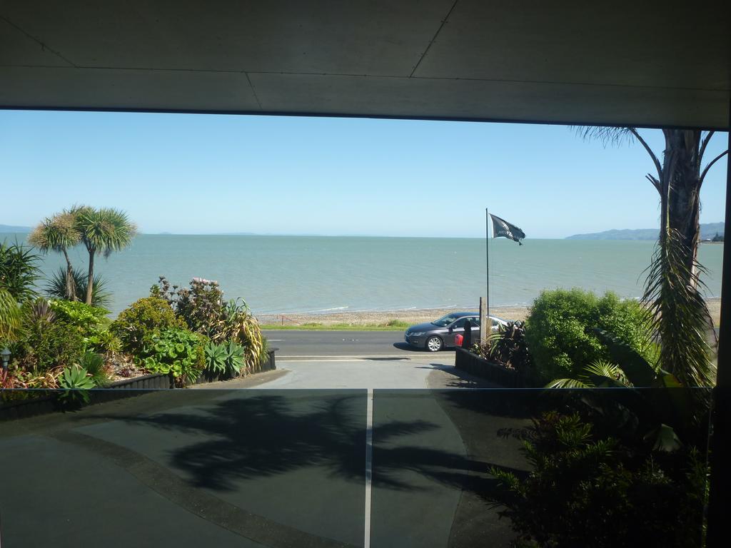 Pohutukawa Coast Bnb Te Puru Exterior foto