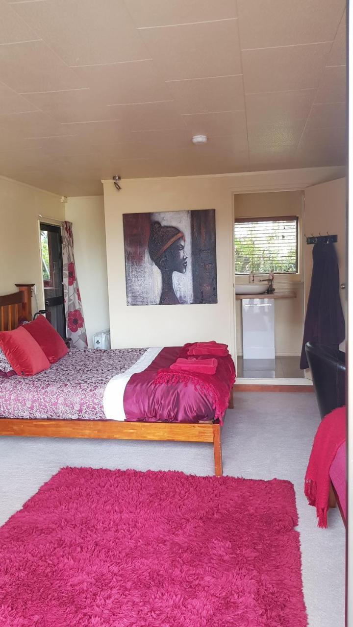 Pohutukawa Coast Bnb Te Puru Exterior foto